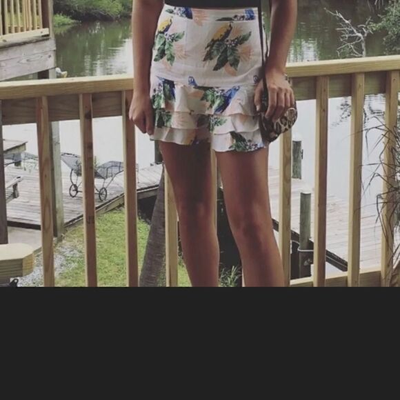 Forever 21 Dresses & Skirts - Forever 21 Tropical Skirt With ruffles